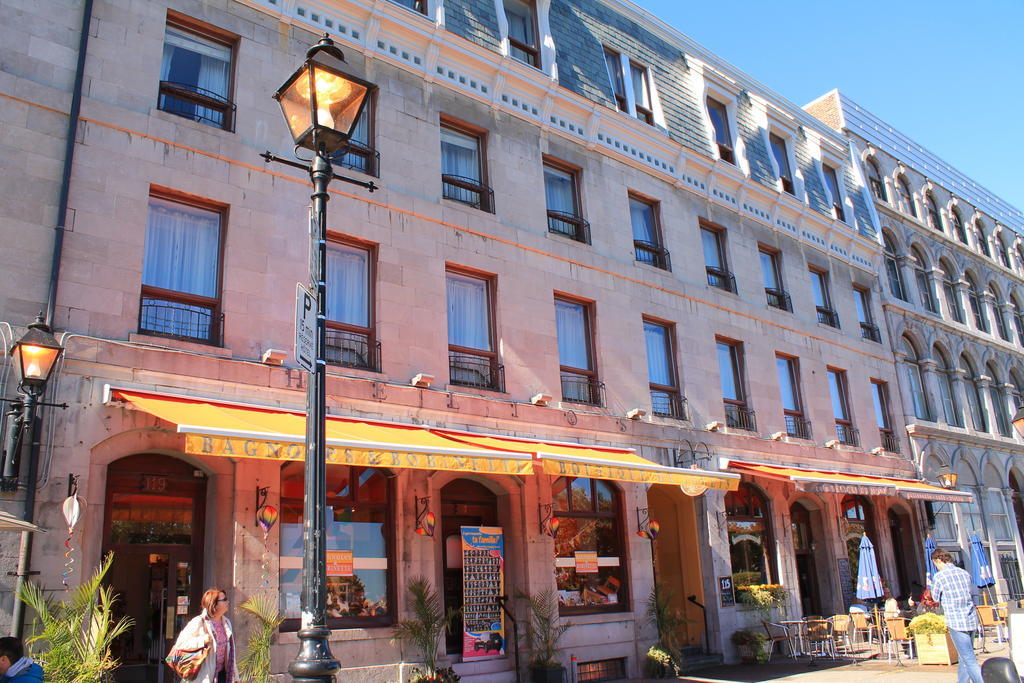 فندق مونتريالفي  أوبيرج ديلا بليس رويال المظهر الخارجي الصورة